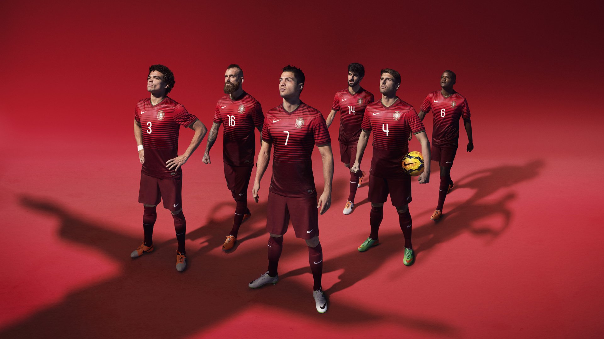 NBA历史最佳球队:公牛王朝、勇士王朝谁更强?他们的阵容配置有何特点?